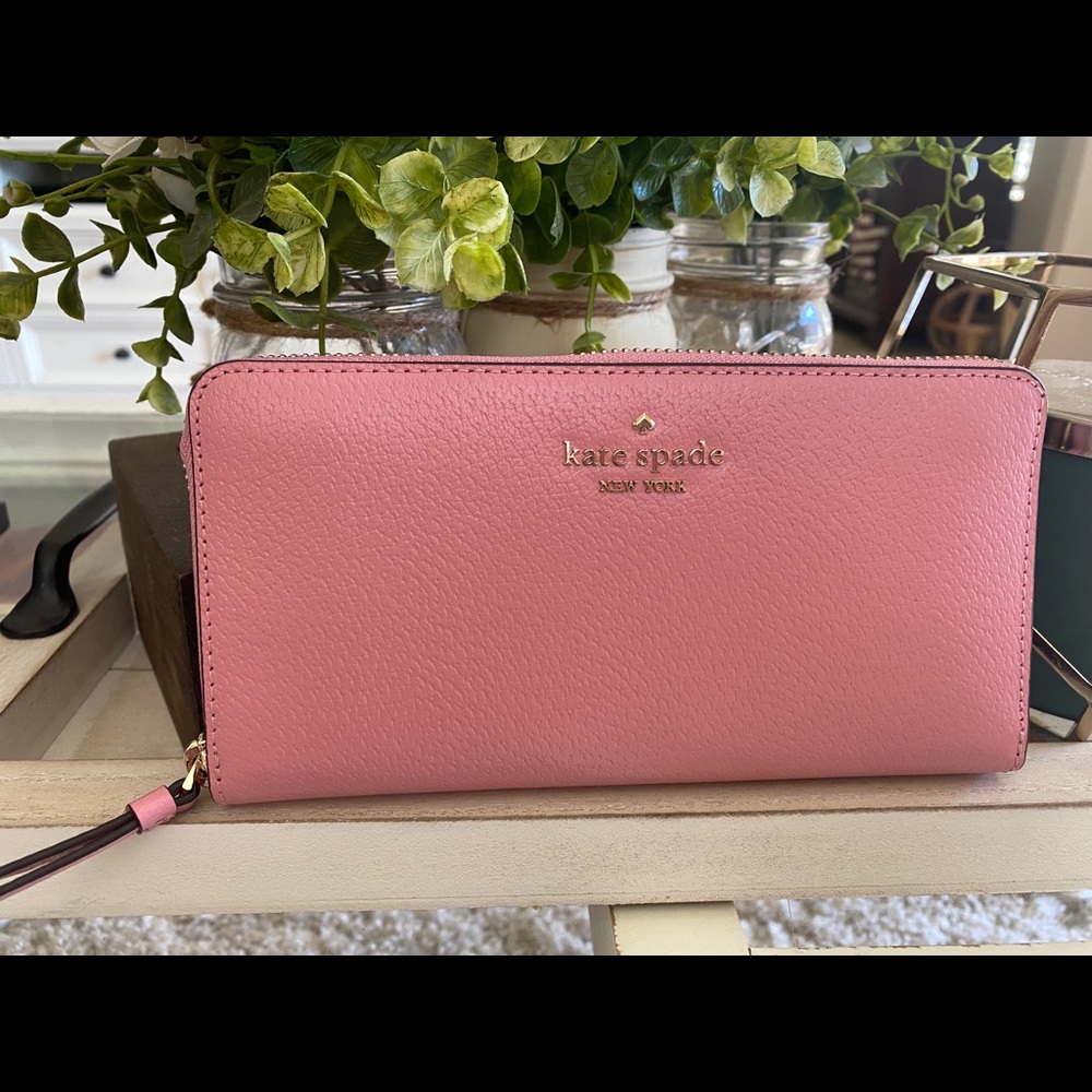 Kate spade pink wallet